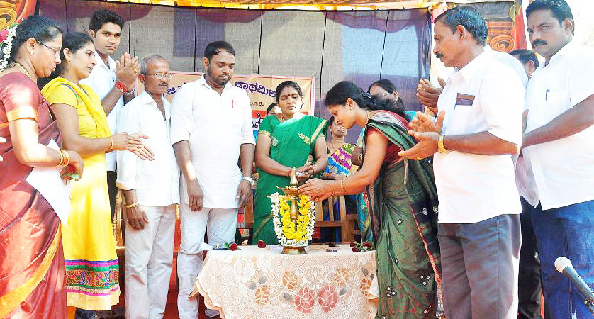 ನೇರಳಕಟ್ಟೆ ಪ್ರತಿಭಾ ಪುರಸ್ಕಾರ